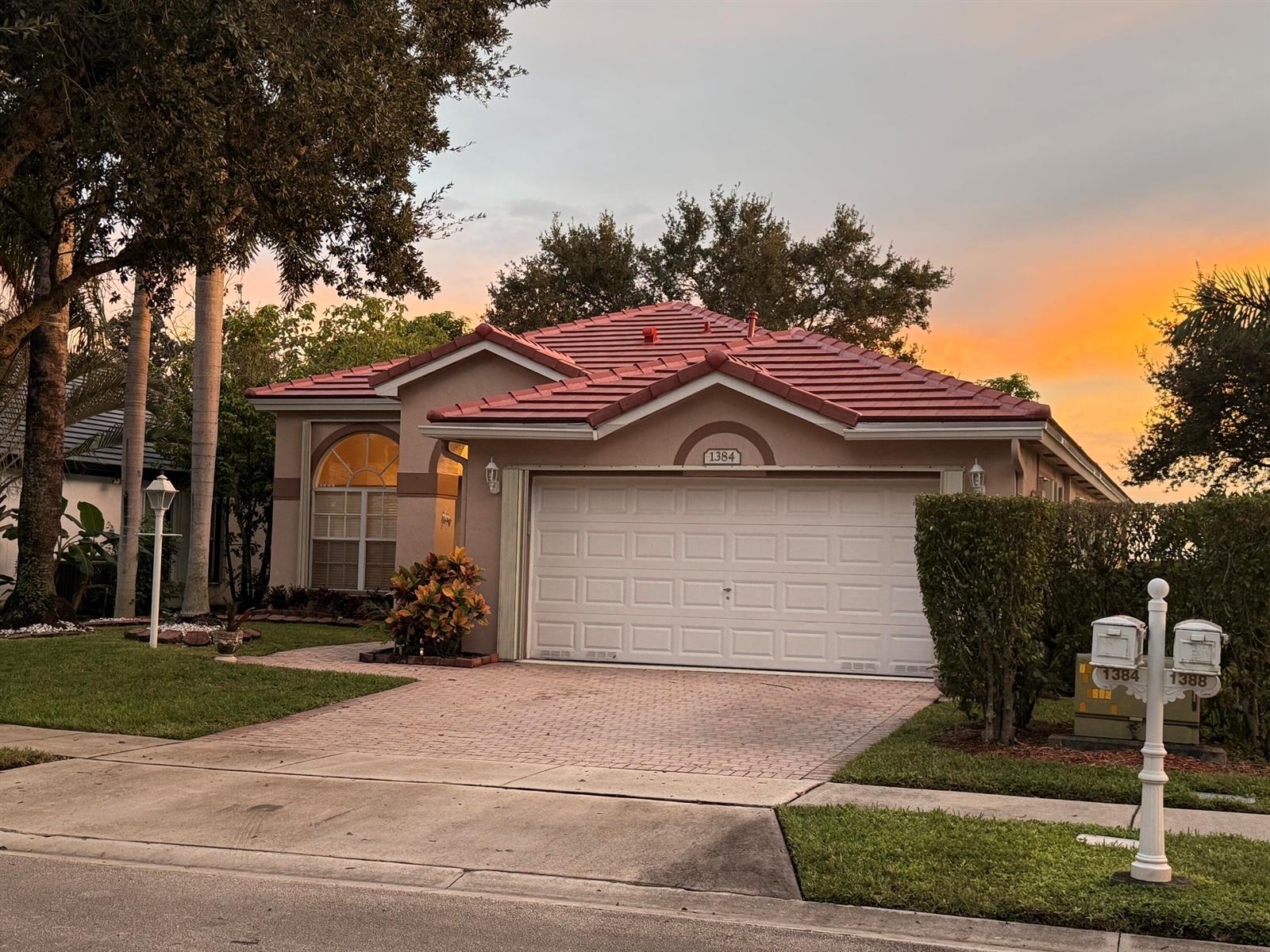 Residential in Pembroke Pines 3