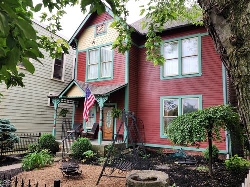 239 11th St, Indianapolis, IN, 46202-2571 | Card Image