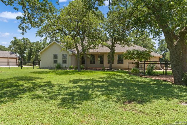 143 Lantana Rdg, House other with 3 bedrooms, 2 bathrooms and null parking in Spring Branch TX | Image 28