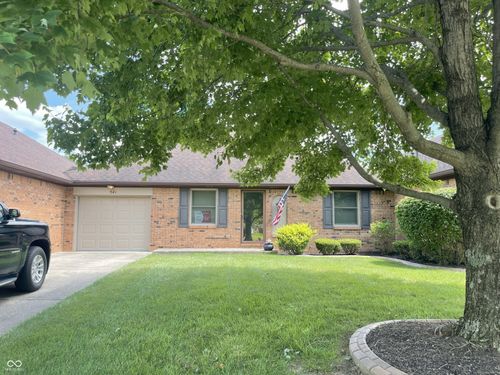 541 Eagle Crest Dr, Brownsburg, IN, 46112-1174 | Card Image