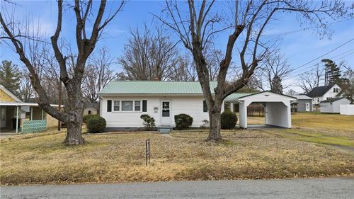 308 Walter Chambers Street, Eden, NC, 27288 | Card Image