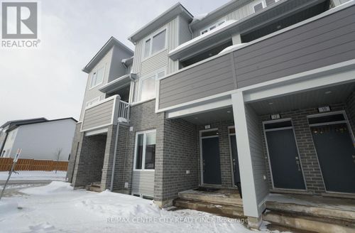 6-925 Deveron Crescent, London South (South J), ON, N5Z5A4 | Card Image