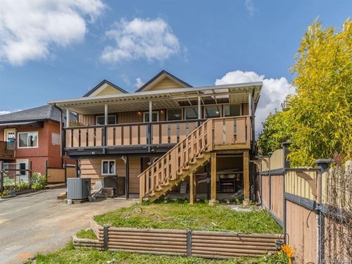 18 Gillespie St, Nanaimo, BC, V9R4Y3 | Card Image