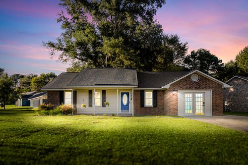 101 Ohio Way, Ladson, SC, 29456-6275 | Card Image