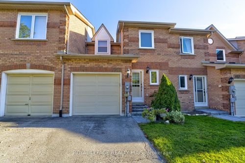 767 Playter Cres, Newmarket, ON, L3X1W7 | Card Image