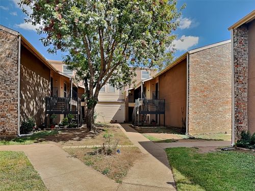 apt-292-5534 Boca Raton Blvd, Fort Worth, TX, 76112-1855 | Card Image