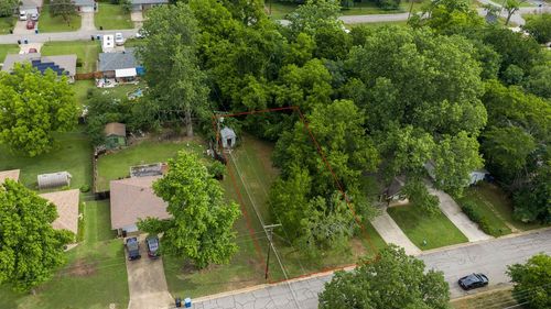 911 Thatcher Street, Denison, TX, 75020 | Card Image