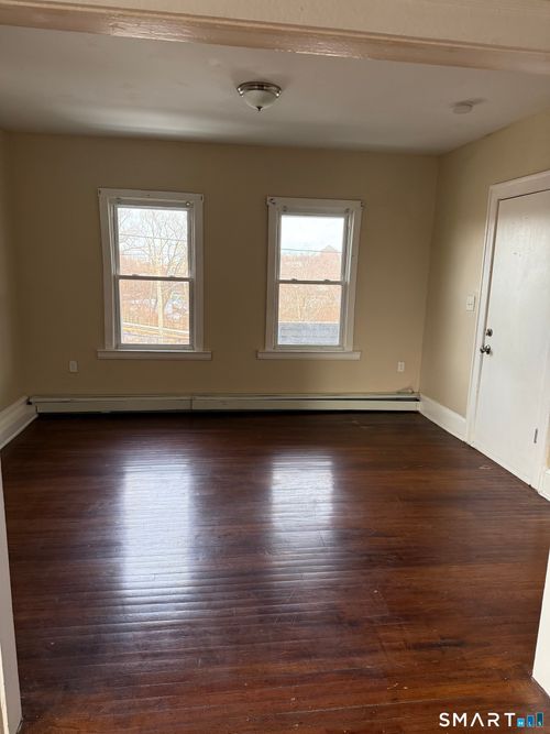 fl-3rd-175 Wilson St, Hartford, CT, 06106-3546 | Card Image