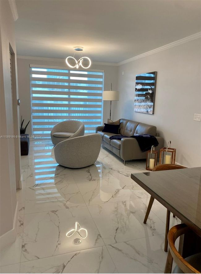 3609 - 17125 N Bay Rd, Condo with 2 bedrooms, 2 bathrooms and null parking in Sunny Isles Beach FL | Image 4