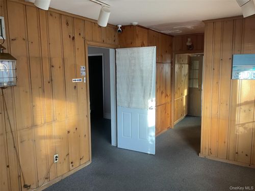 20 S Main St, Spring Valley, NY, 10977-4913 | Card Image