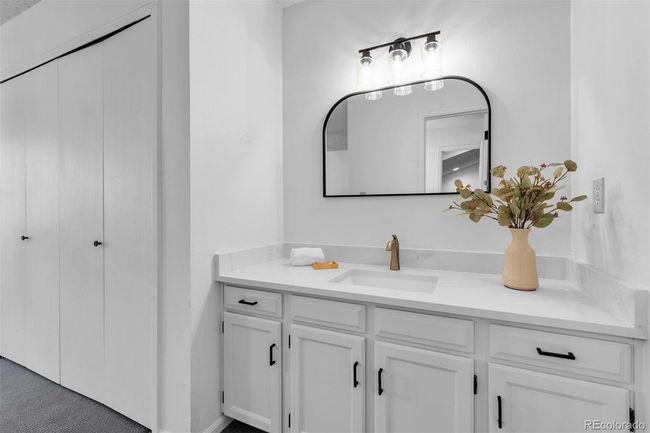 Primary vanity with new quartz countertop | Image 22