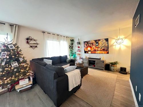 82-2971 Cowley Way, San Diego, CA, 92110-1127 | Card Image