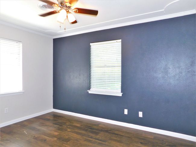 720 Chisholm Trl, House other with 3 bedrooms, 2 bathrooms and null parking in Denton TX | Image 12