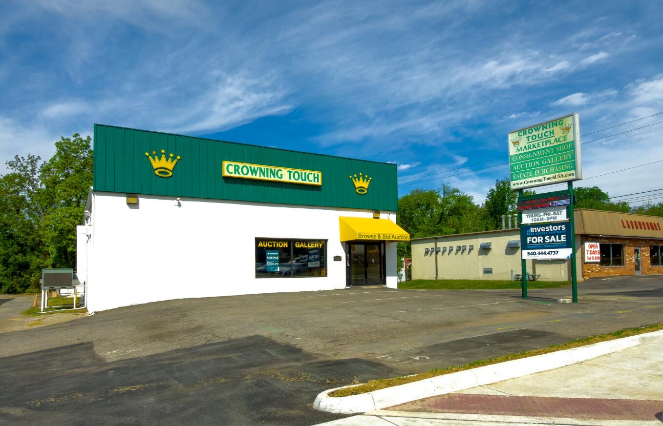6712 Williamson Rd, Roanoke, VA 24019