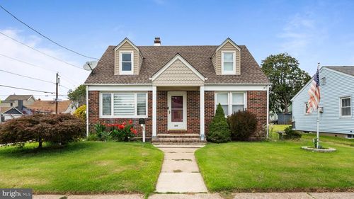 604 Schiller Ave, Trenton, NJ, 08610-6032 | Card Image