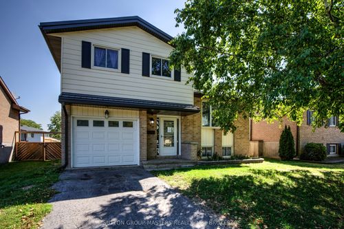 846 Sandringham Pl, Kingston, ON, K7P1N2 | Card Image