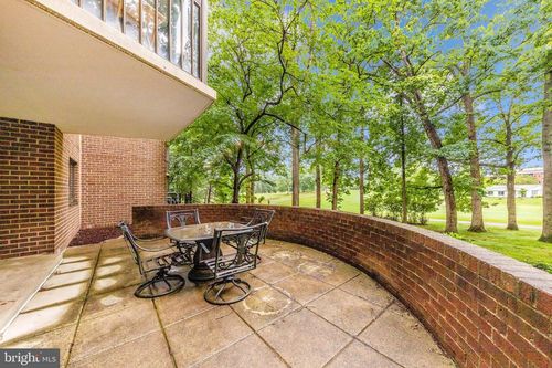 1-116-15101 Interlachen Dr, SILVER SPRING, MD, 20906-5601 | Card Image