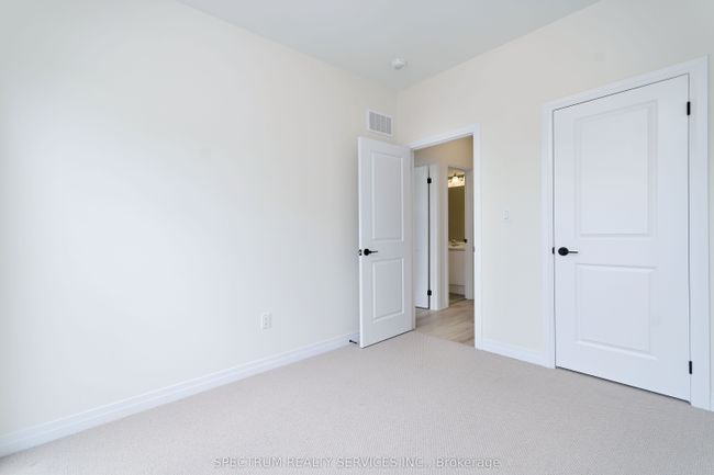 15 Archambault Way, House attached with 4 bedrooms, 4 bathrooms and 1 parking in Vaughan ON | Image 24