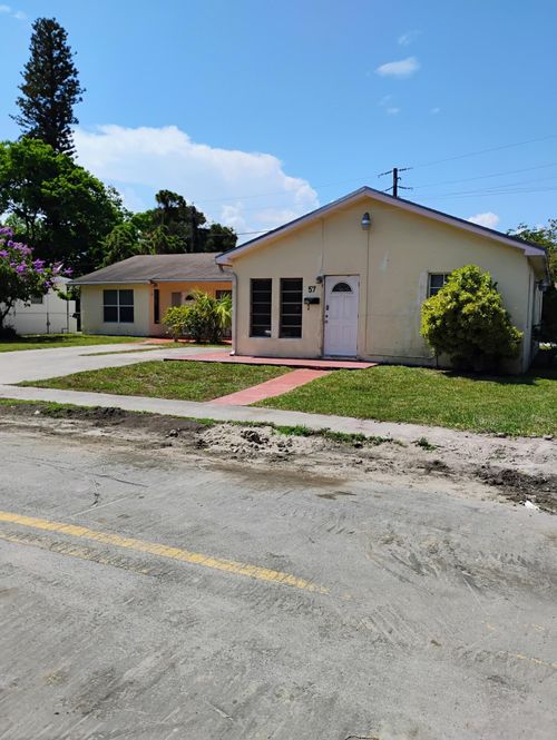 57 Se 12th St, Dania Beach, FL, 33004-4326 | Card Image