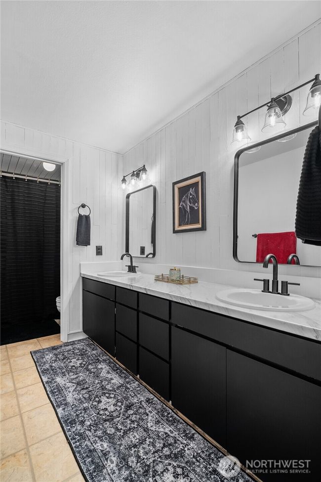 37911 300 Th Ave Se, House other with 3 bedrooms, 3 bathrooms and 6 parking in Enumclaw WA | Image 22