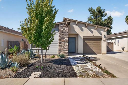 449 Stein Way, Waterford, CA, 95386-9551 | Card Image