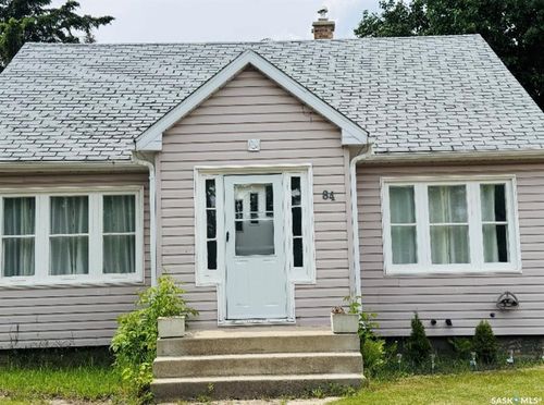 84 Gladstone Avenue S, Yorkton, SK, S3N3B3 | Card Image