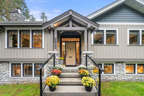 2140 Pemberton Ave, North Vancouver, BC, V7P2T1 | Card Image