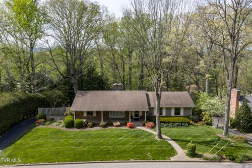 303 Hillside Road, Johnson City, TN, 37601 | Card Image