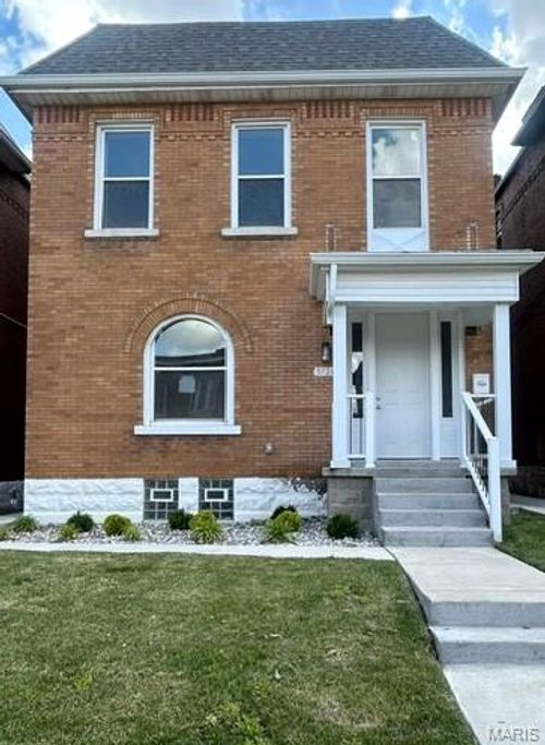3724 Palm St, Saint Louis, MO, 63107-2211 | Card Image