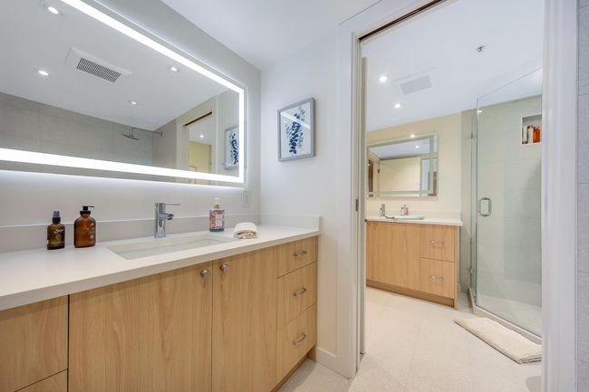 102 - 1860 W 6 Th Ave, Townhouse with 2 bedrooms, 1 bathrooms and 1 parking in Vancouver BC | Image 28