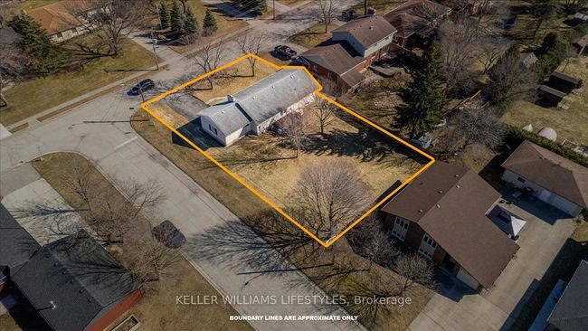 20 Park Lane, House other with 3 bedrooms, 2 bathrooms and 4 parking in Forest ON | Image 39