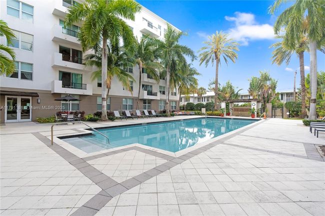 APT-603 - 2401 Ne 65 Th St, Condo with 3 bedrooms, 2 bathrooms and null parking in Fort Lauderdale FL | Image 28