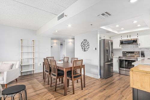 501-7970 E Camelback Rd, Scottsdale, AZ, 85251-2613 | Card Image