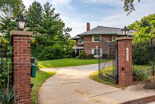 1505 19th Ave, Rock Island, IL, 61201-4363 | Card Image