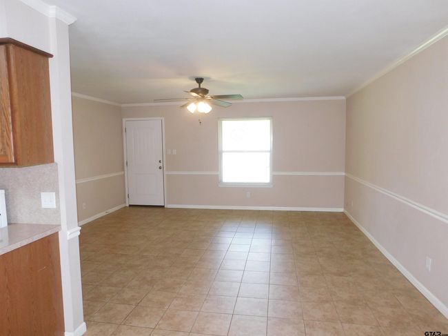 APT-12C - 602 E South St, Home with 0 bedrooms, 0 bathrooms and null parking in Lindale TX | Image 5