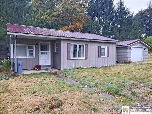 135 Williams St, Randolph, NY, 14772-9790 | Card Image