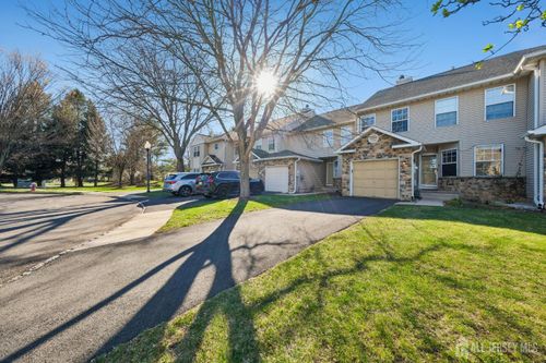 304 Heskers Ct, Monmouth Junction, NJ, 08852-1955 | Card Image