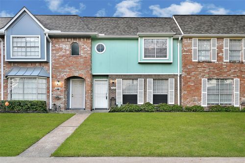 apt-223-11002 Hammerly Blvd, Houston, TX, 77043-1920 | Card Image