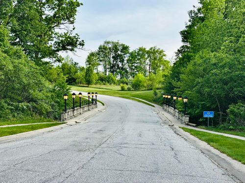 1824 S Creekside Ct, Westville, IN, 46391-3412 | Card Image