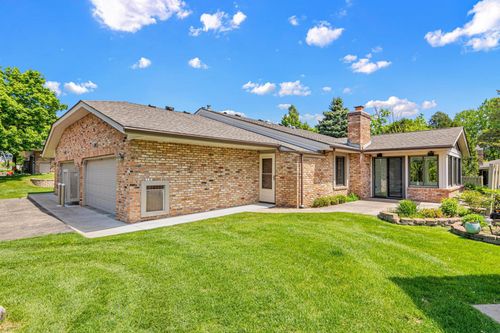 1860 Juneau Ln N, Plymouth, MN, 55447-4674 | Card Image