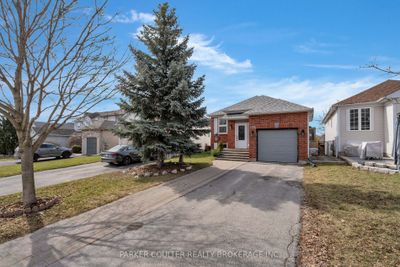 109 Copeman Cres, House other with 2 bedrooms, 3 bathrooms and 3 parking in Barrie ON | Image 2