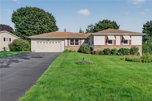 60 Birchwood Drive, Cranston, RI, 02919 | Card Image