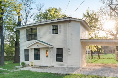 313 N Oleander St, Grand Saline, TX, 75140-1741 | Card Image