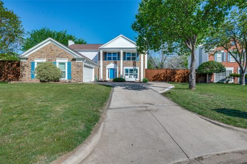 3305 Oakdale Ct, Hurst, TX, 76054-2071 | Card Image