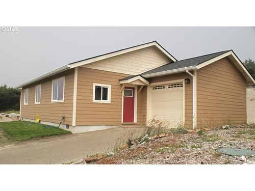 31904 I St, Ocean Park, WA, 98640-5477 | Card Image