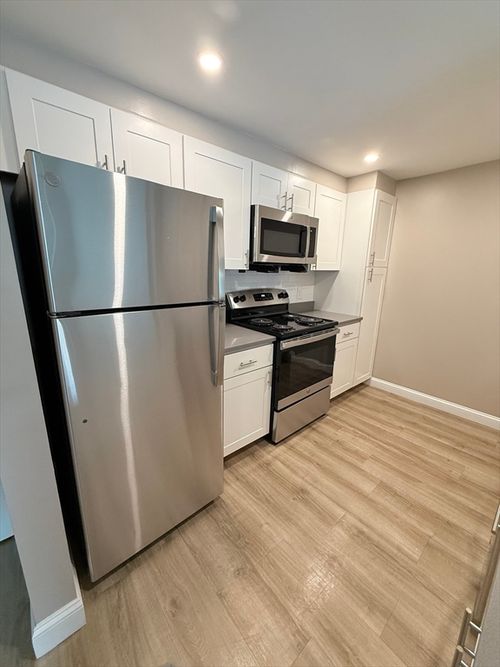 apt-210-101 Rantoul St, Beverly, MA, 01915-4778 | Card Image