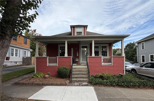 159 Jastram St, Providence, RI, 02908-2706 | Card Image