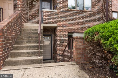 b-3725 Madison Ln, FALLS CHURCH, VA, 22041-3643 | Card Image
