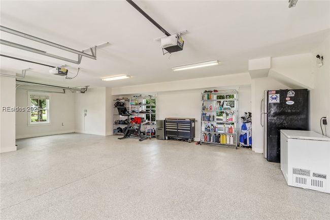 24 Carrier Blf, House other with 5 bedrooms, 5 bathrooms and null parking in Bluffton SC | Image 46