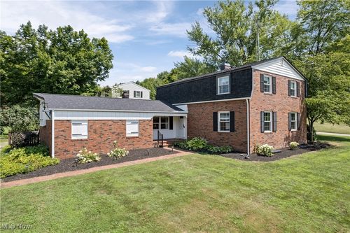 11167 Northwood Ave Ne, Bolivar, OH, 44612-8623 | Card Image